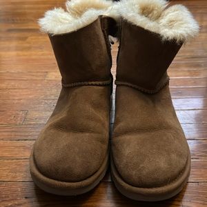 ugg mini bailey bow boot chestnut